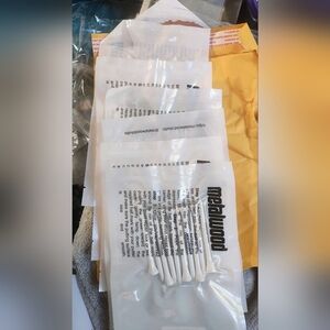 Metalwood White Golf Tees.